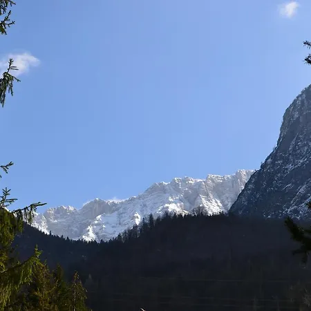 בית נופש House Pod Lipo